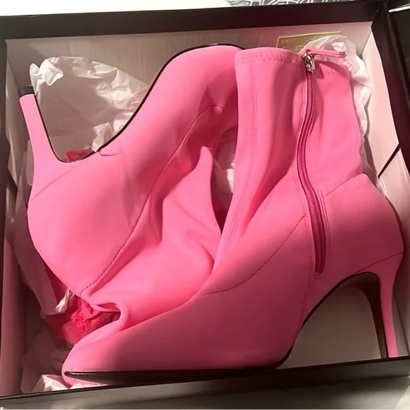 💞Eloquii HoT PiNk,Neoprene ankle boots, size 9W,Designed to Impress, AWESOME - Picture 3 of 12